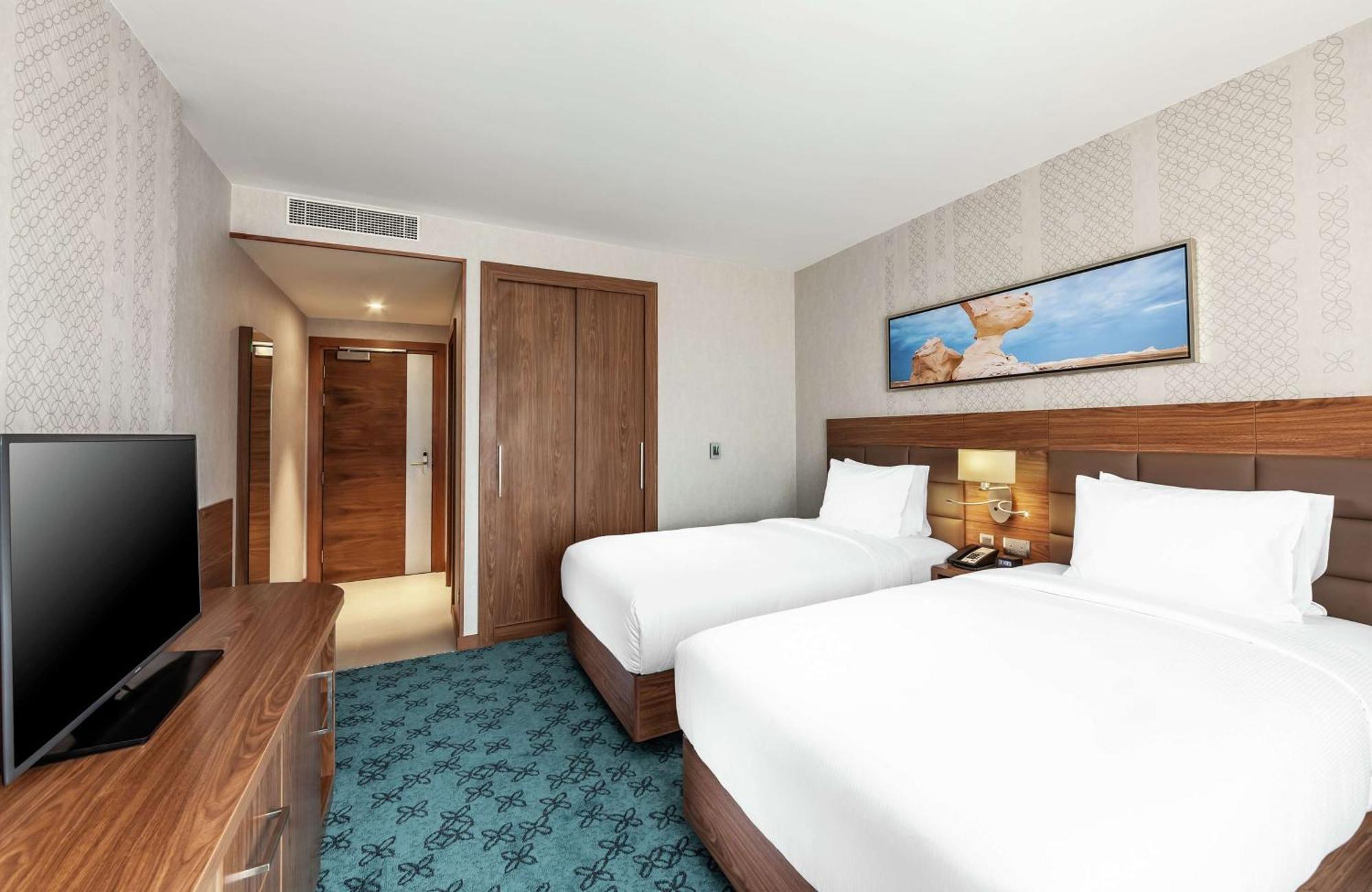 Doubletree By Hilton Al Jadaf Готель 4*