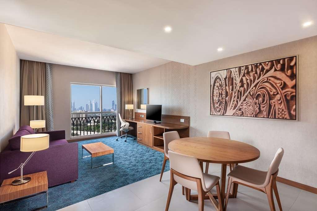 Doubletree By Hilton Al Jadaf Готель Дубай
