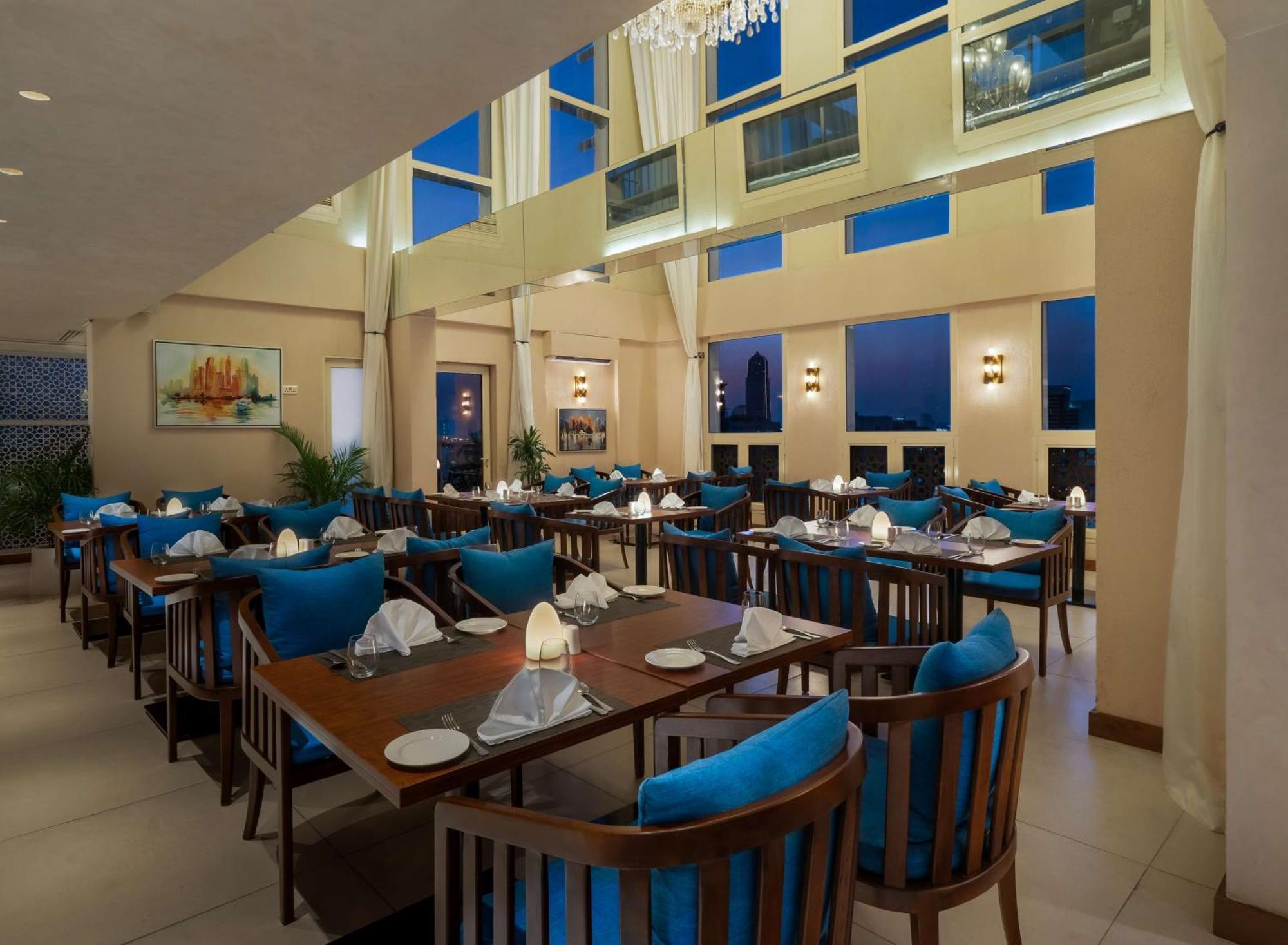 Готель Doubletree By Hilton Al Jadaf 4*